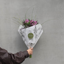 Įkelti vaizdą į galerijos rodinį, S dydžio puokščių prenumerata „Mažas įprotis"
